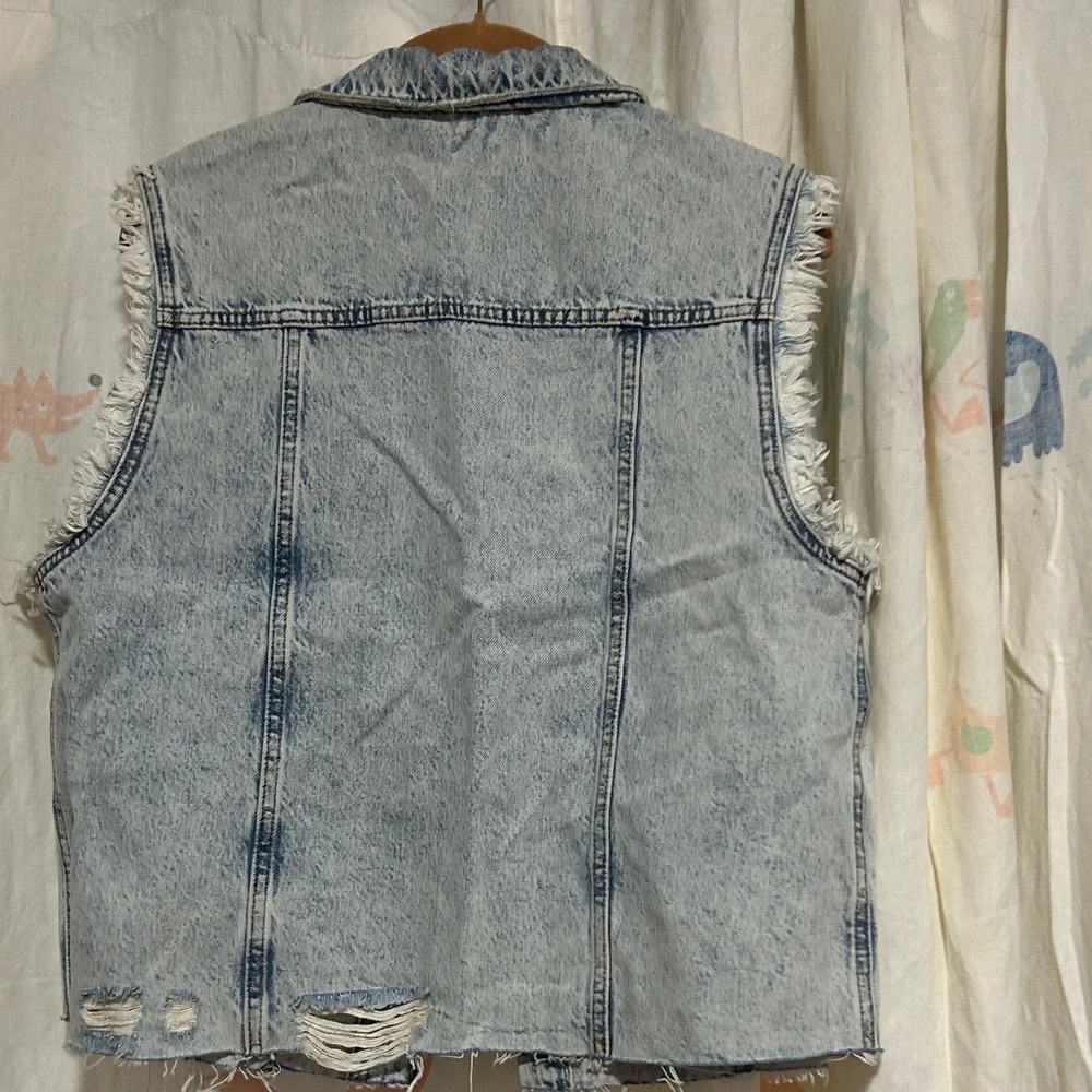 Free People Light Wash Distressed Denim Vest S - Picture 3 of 5